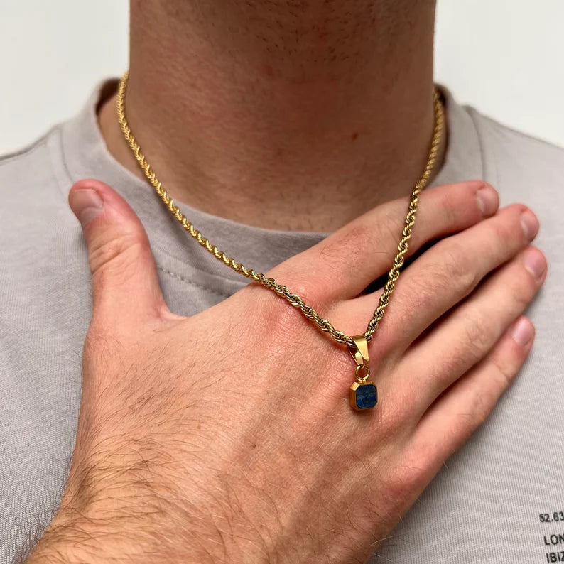 Rope necklace with lapis pendant
